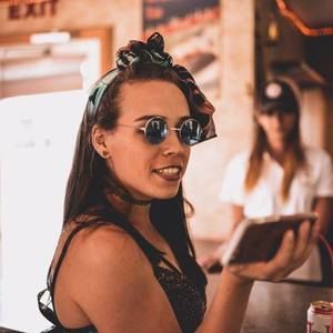 Meet your Posher, Alexa